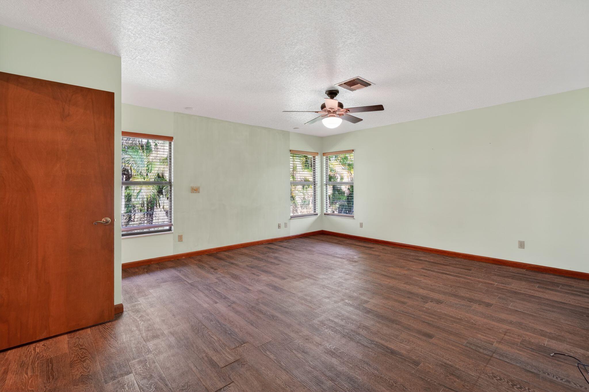 PAPAYA VILLAGE - Residential