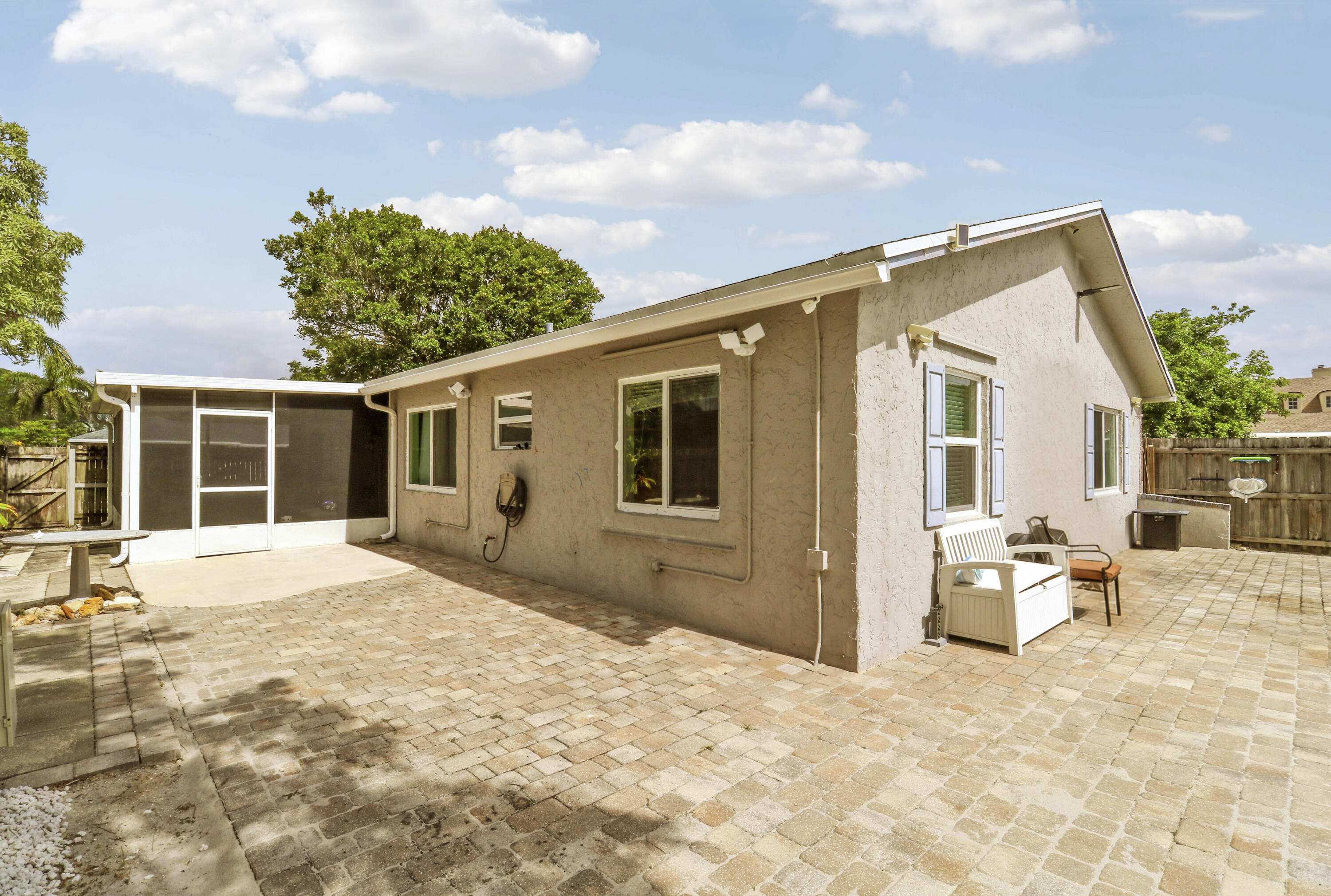 WILLOWS - Residential