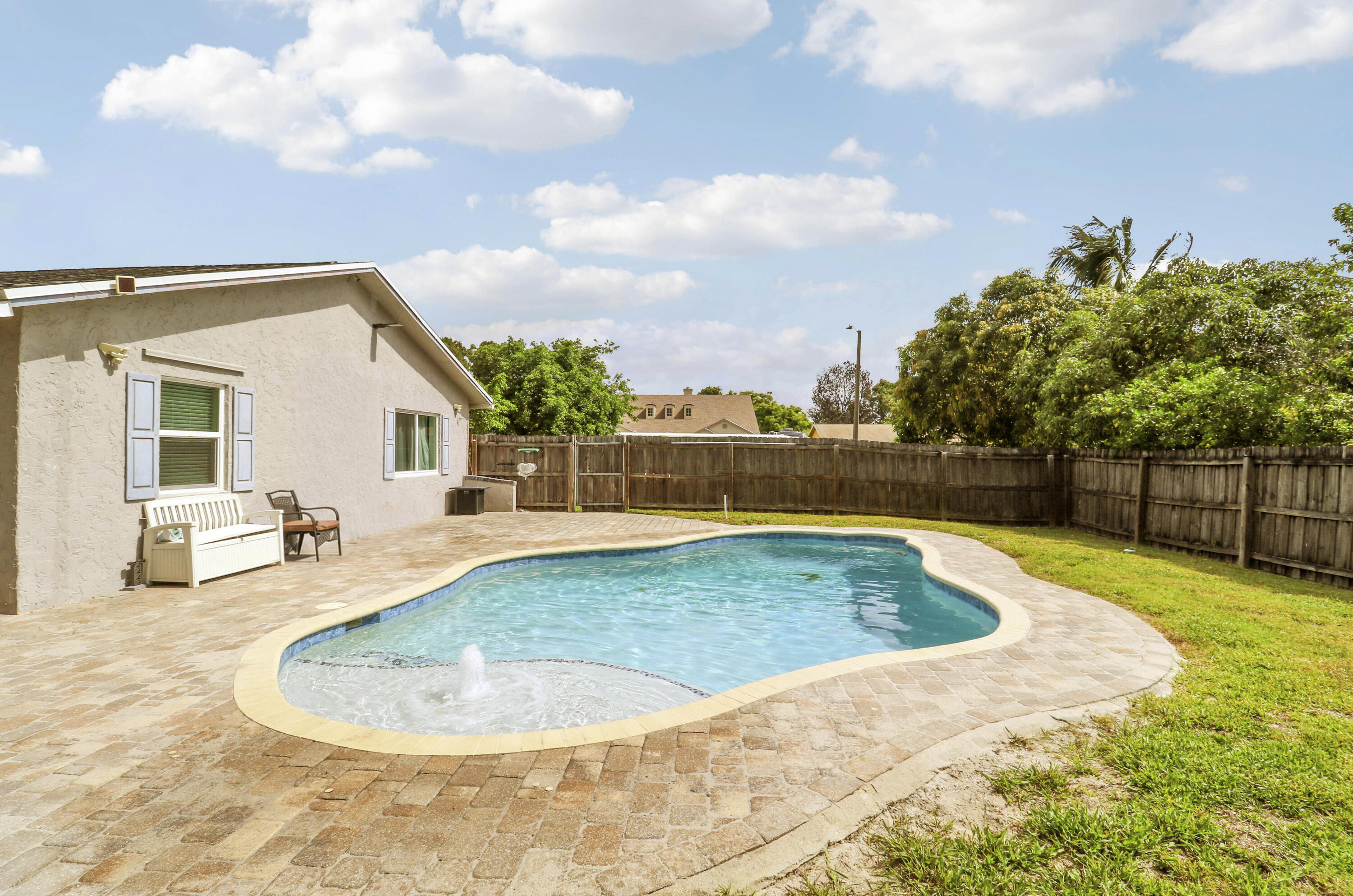WILLOWS - Residential