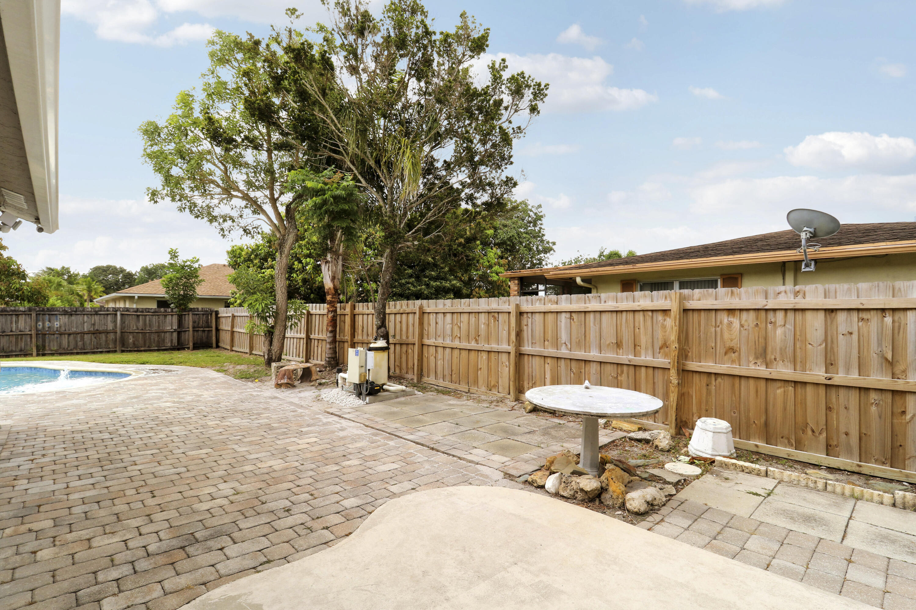 WILLOWS - Residential