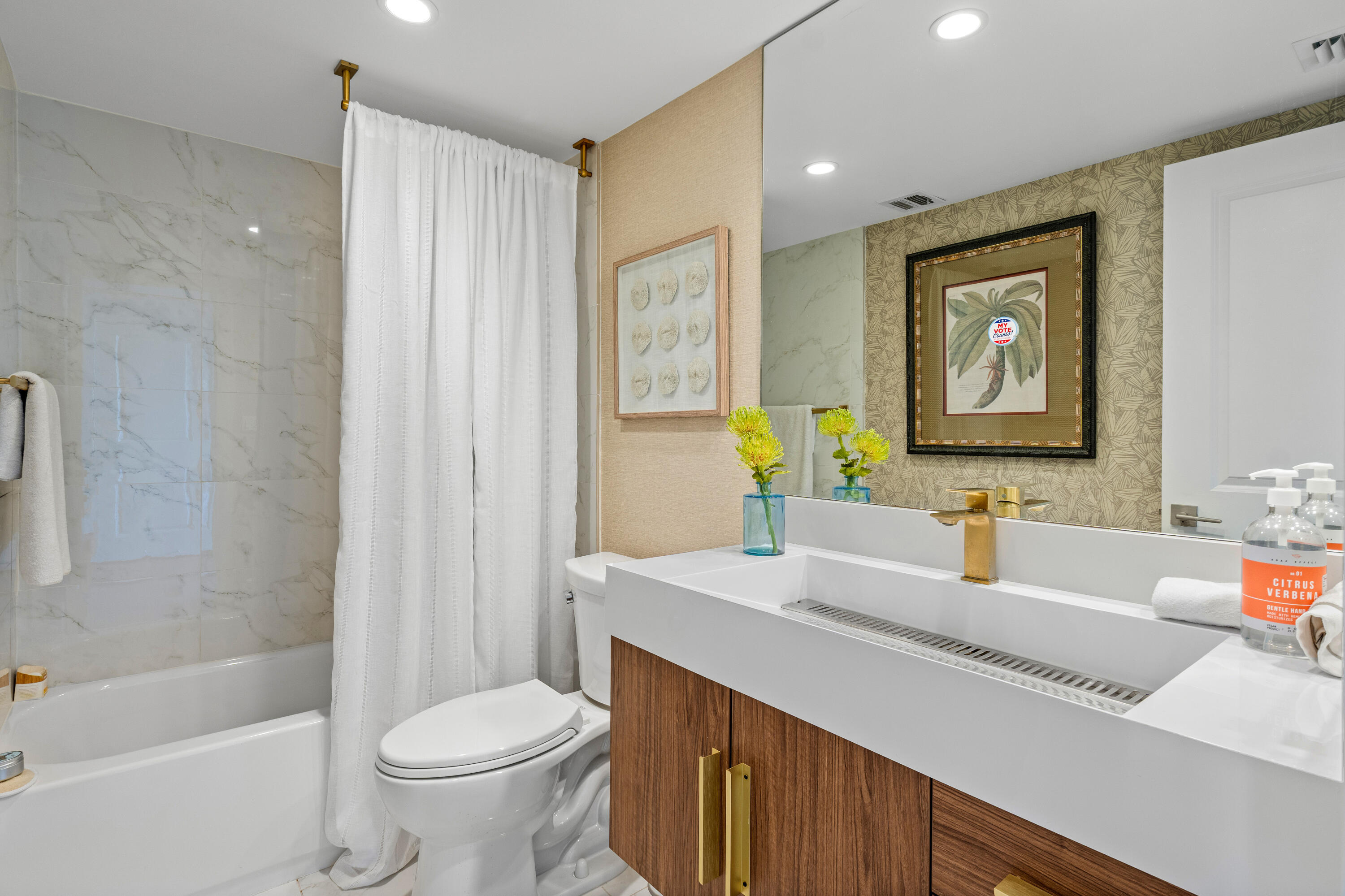 DORCHESTER OF PALM BEACH CONDO - Residential