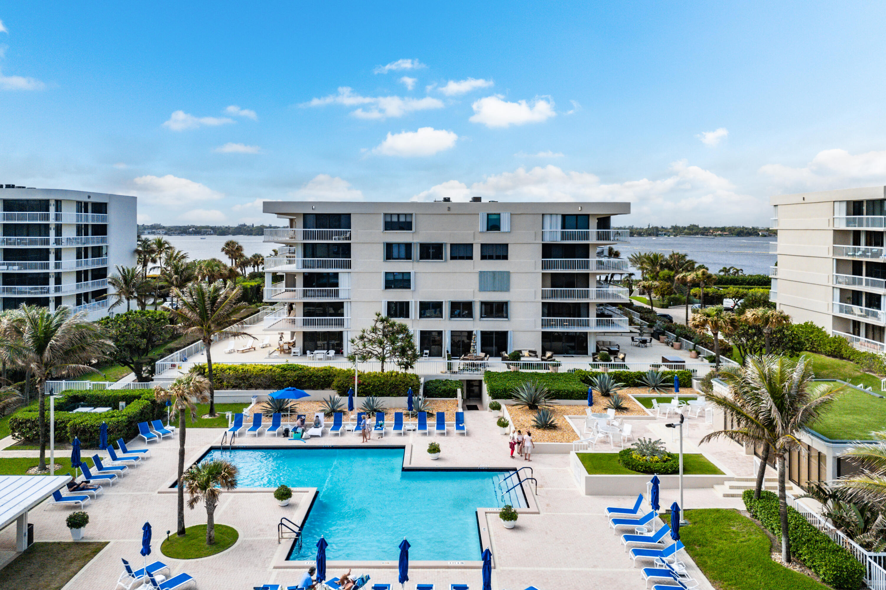 DORCHESTER OF PALM BEACH CONDO - Residential