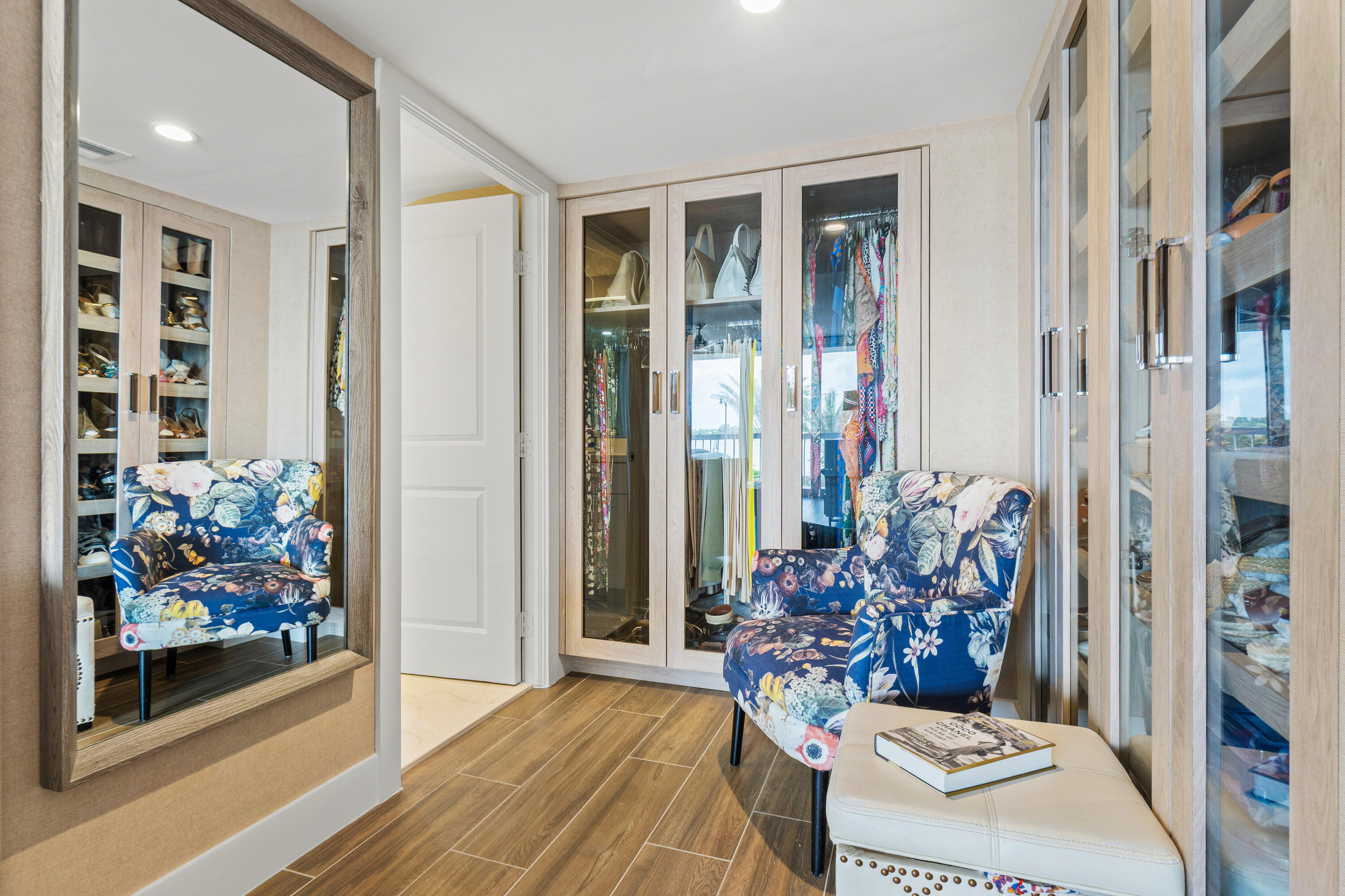 DORCHESTER OF PALM BEACH CONDO - Residential