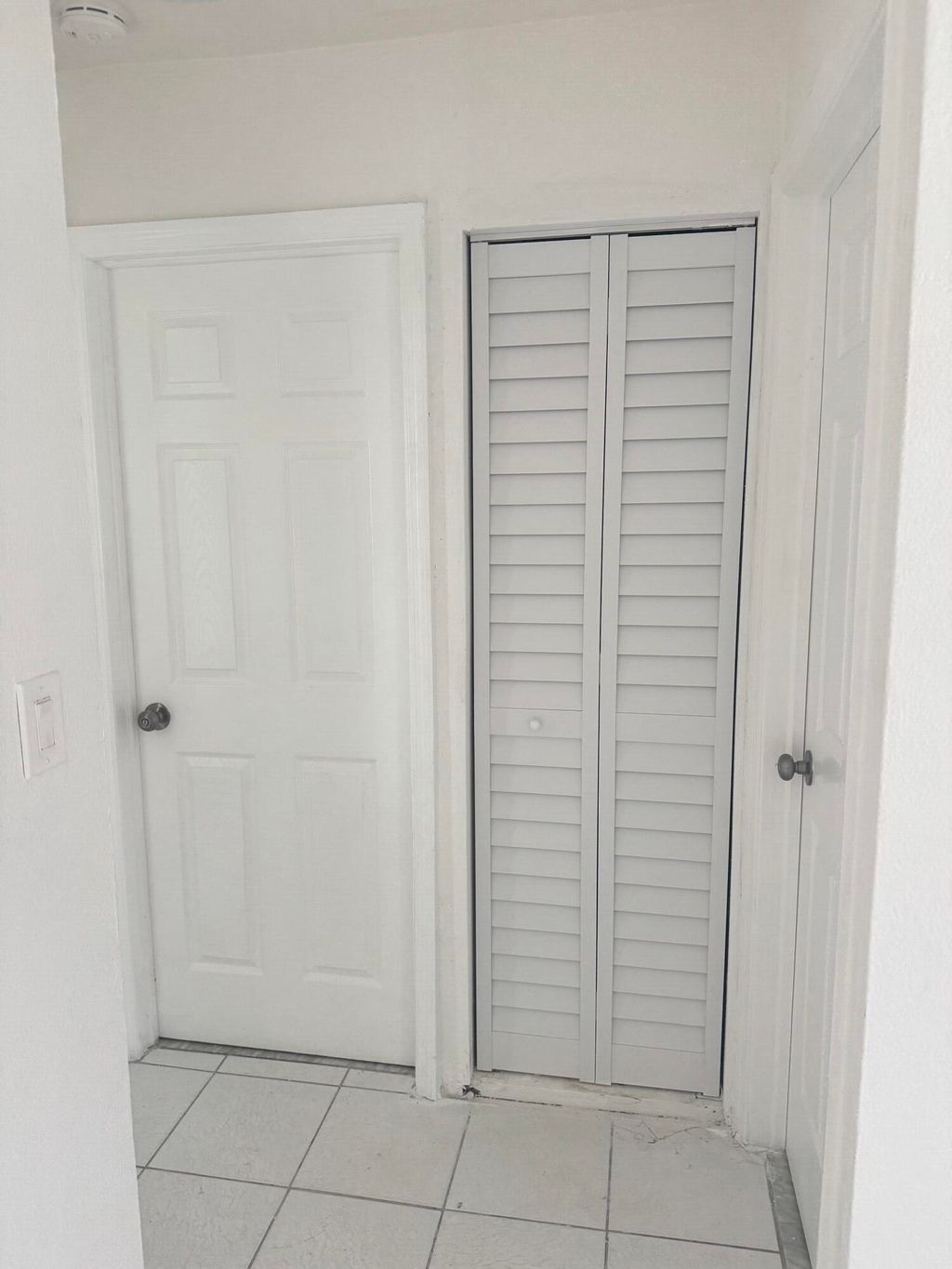 Photo of 3829 Ocala Road, Lake Worth Beach, FL 33462 (MLS # B26015194)