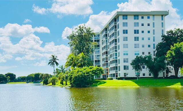 3051 N Course Drive 807