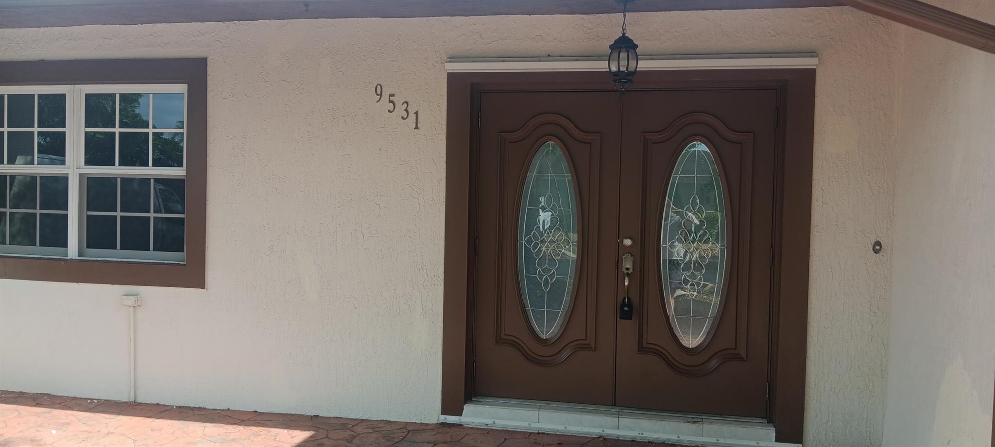 9531 NW 8th Street