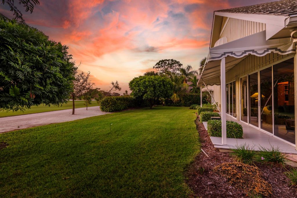 Photo of 91 Fairview W, Tequesta, FL 33469 (MLS # R10960122)