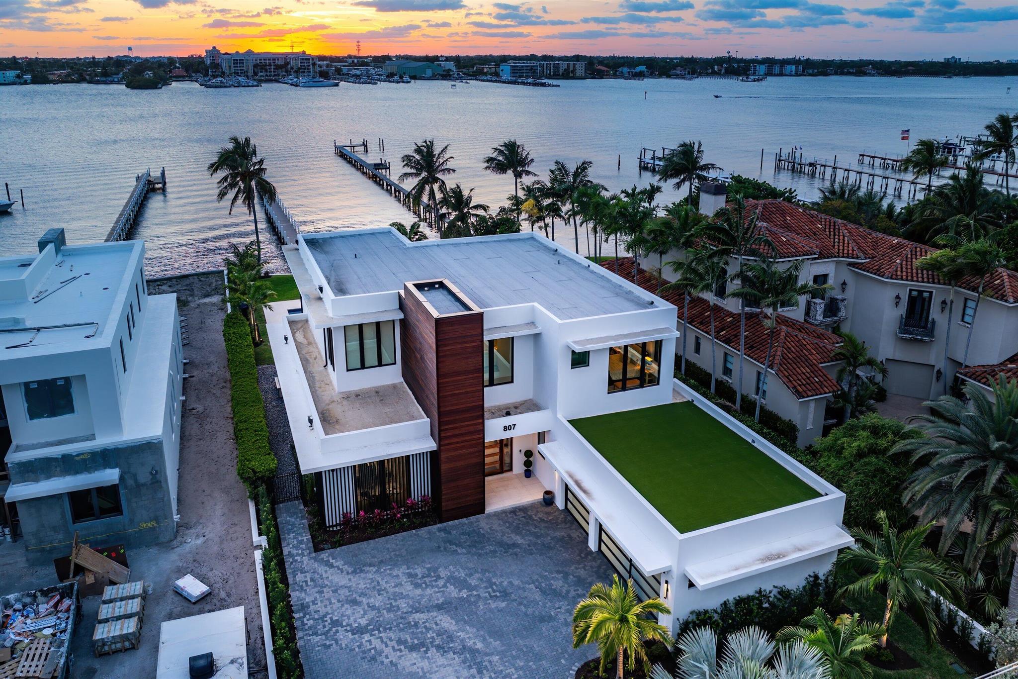 Lake Shores - Residential