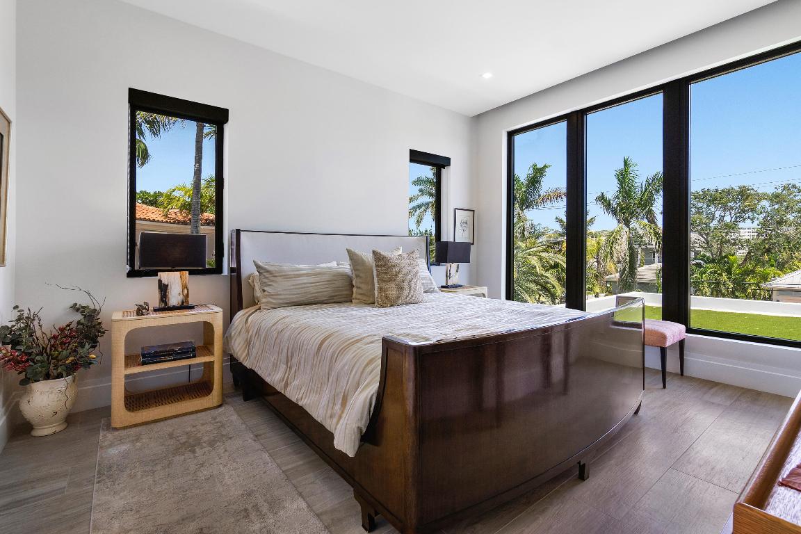 Lake Shores - Residential