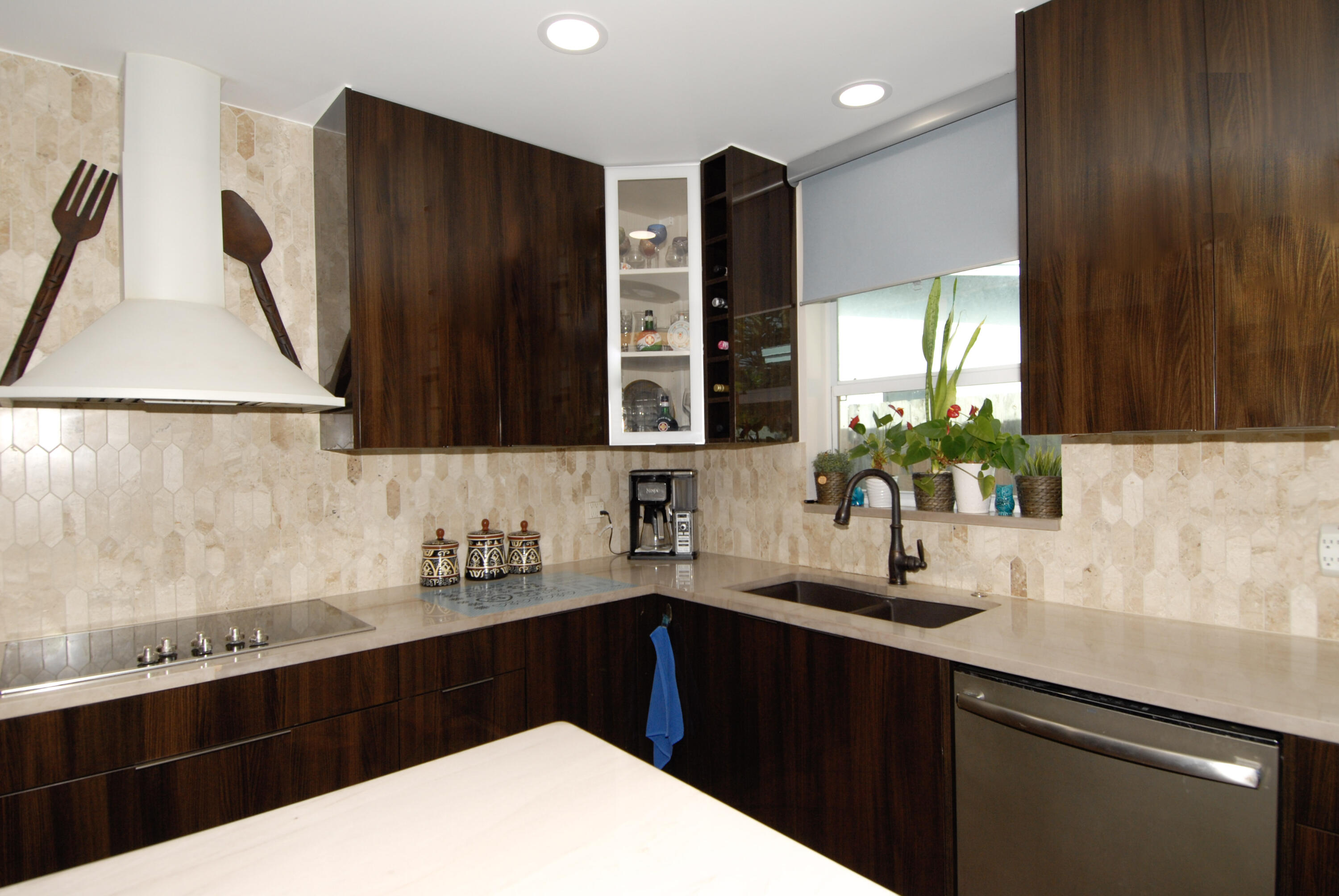 205 SE 4th Terrace 1-2