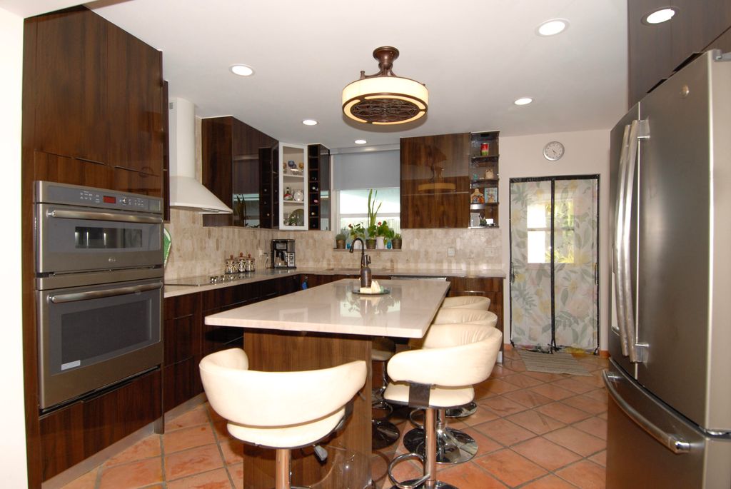 Photo of 205 SE 4th Terrace #1-2, Dania Beach, FL 33004 (MLS # B26014088)