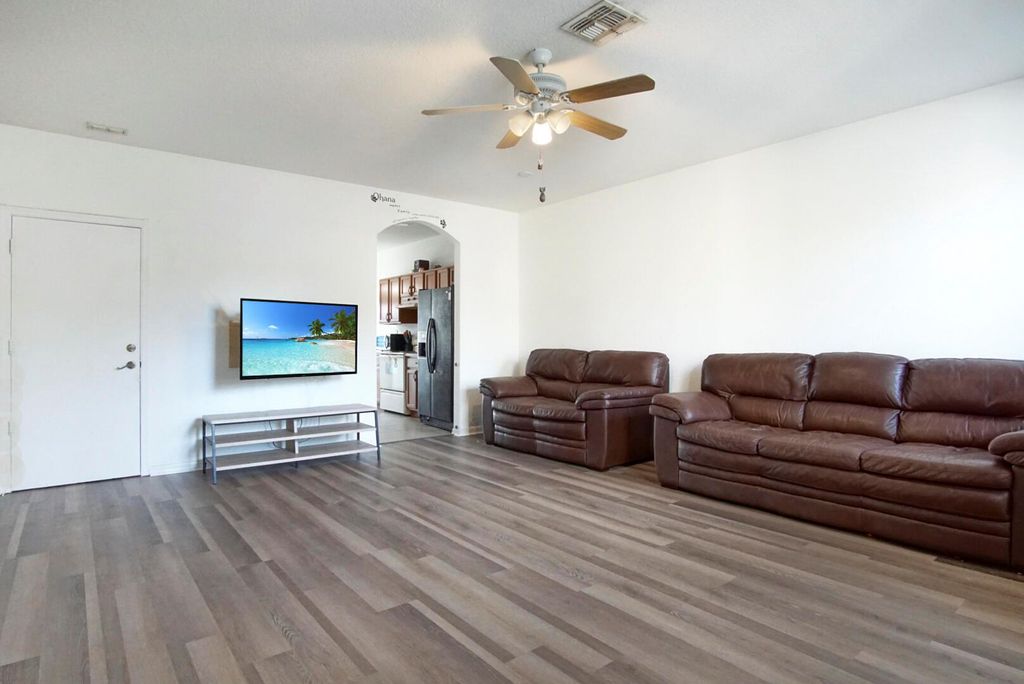 Photo of 2109 SE Glen Ridge Drive, Port Saint Lucie, FL 34952 (MLS # R10970234)