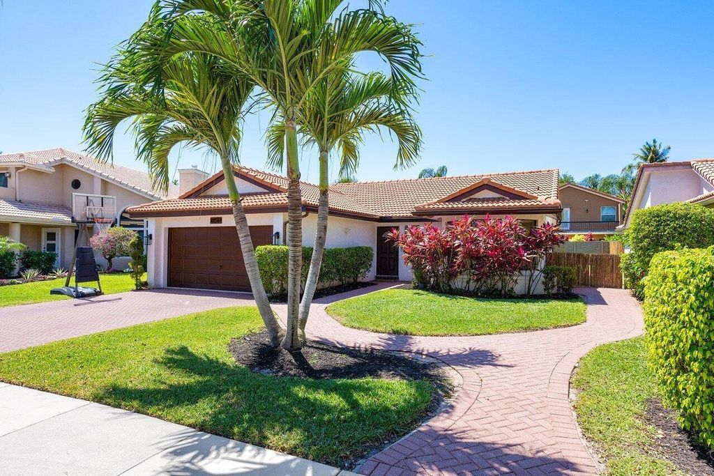 Photo of 10581 Mendocino Lane, Boca Raton, FL 33428 (MLS # R10991963)