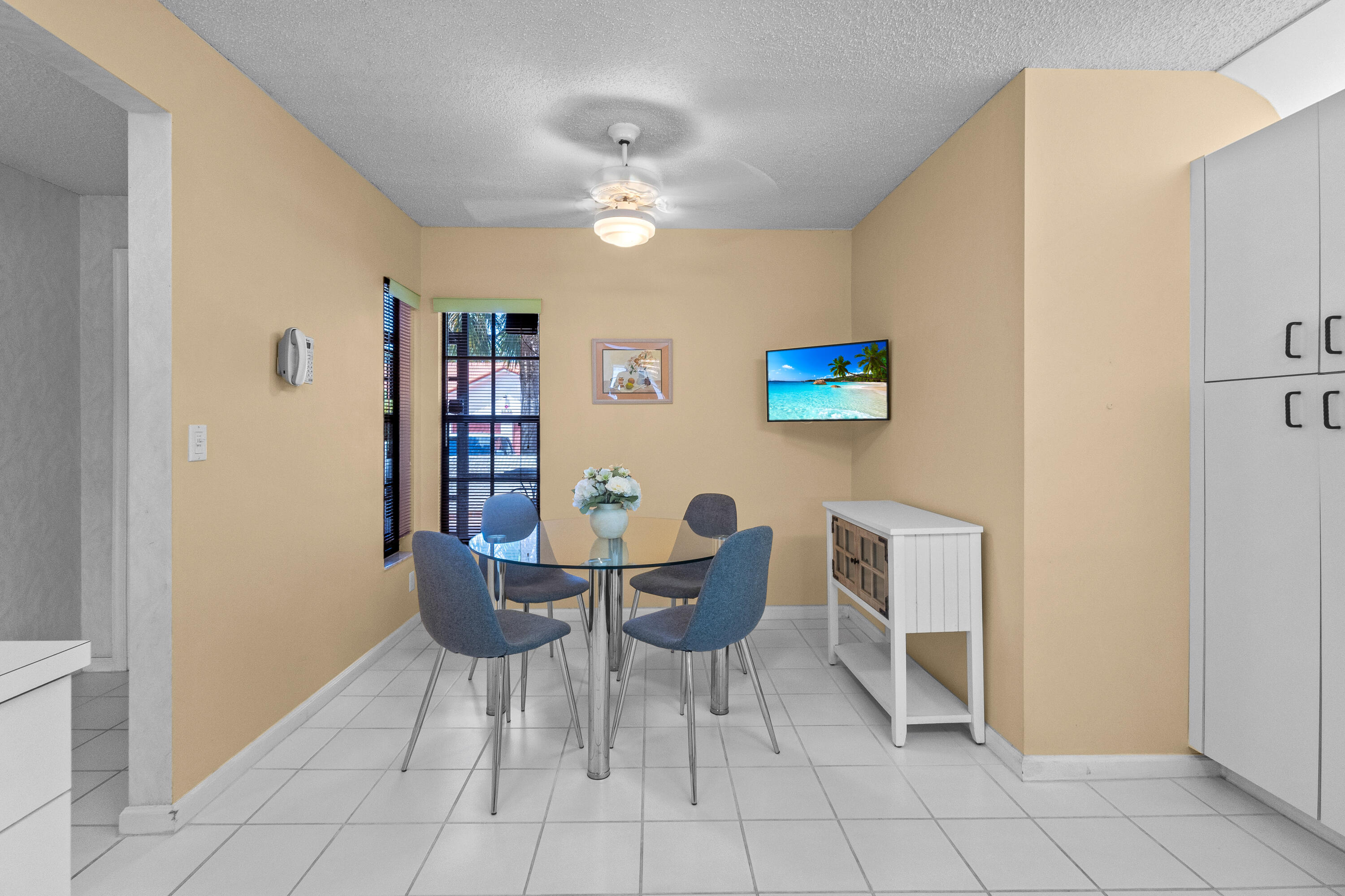 SUN VALLEY EAST CONDO - Residential