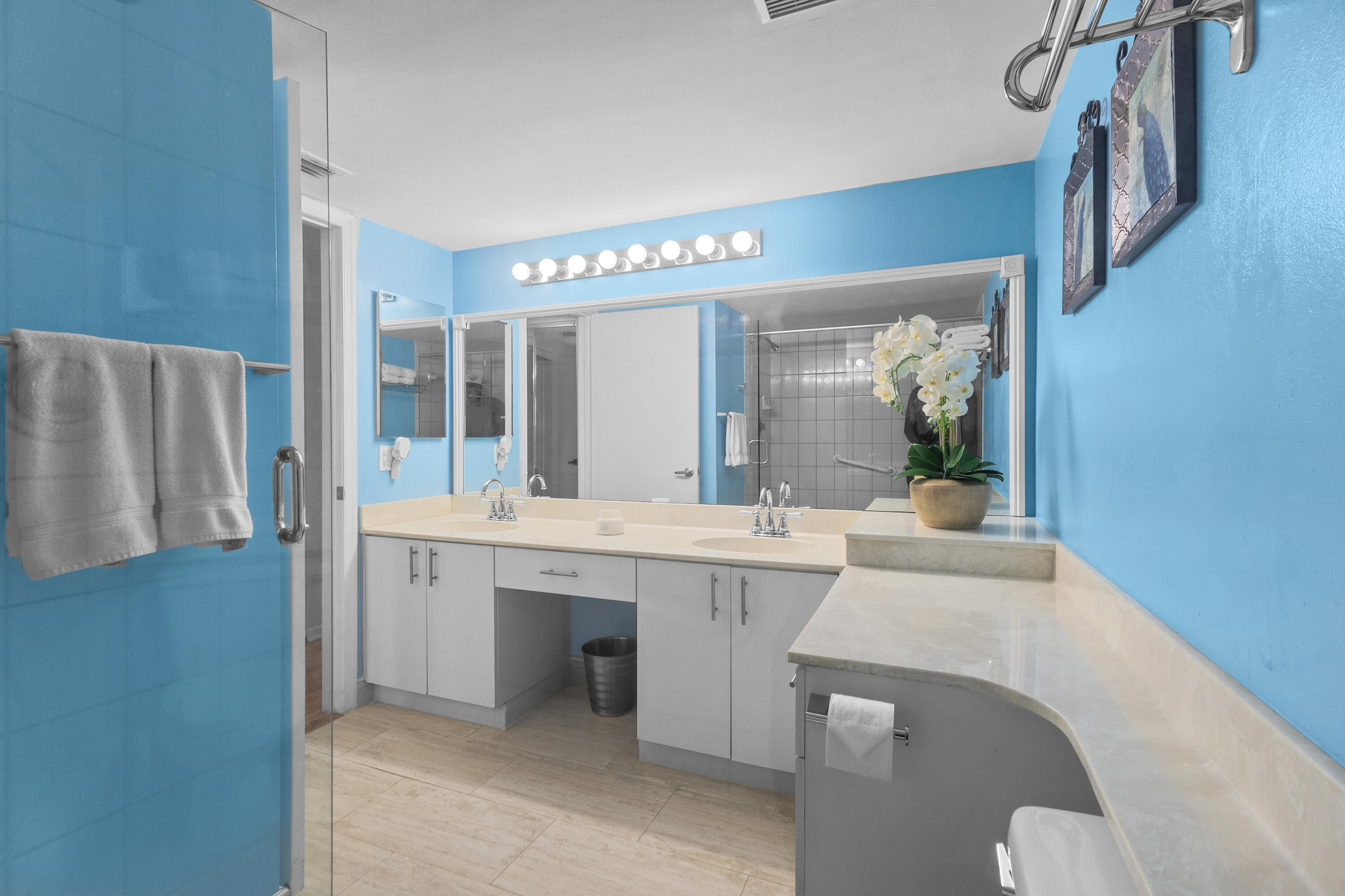 SUN VALLEY EAST CONDO - Residential