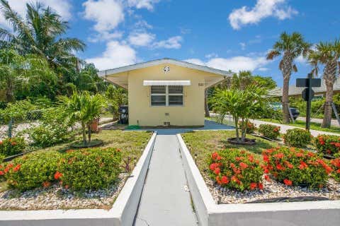 Featured picture for the property R10630915