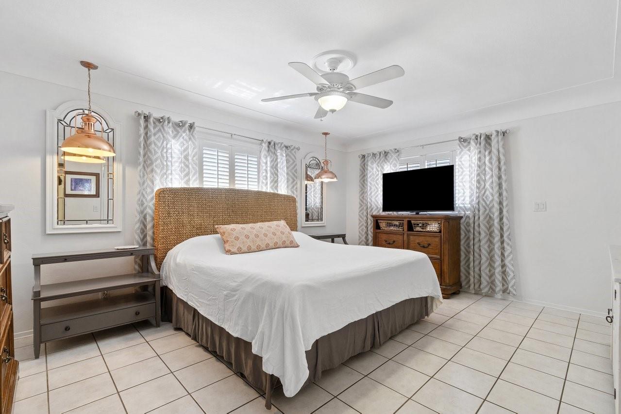 HILLSBORO ISLES 29-4 B - Residential