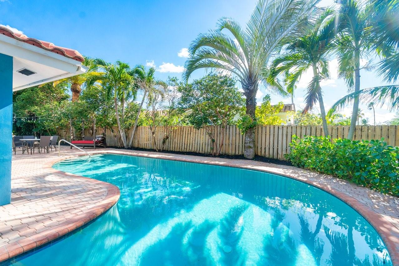 HILLSBORO ISLES 29-4 B - Residential