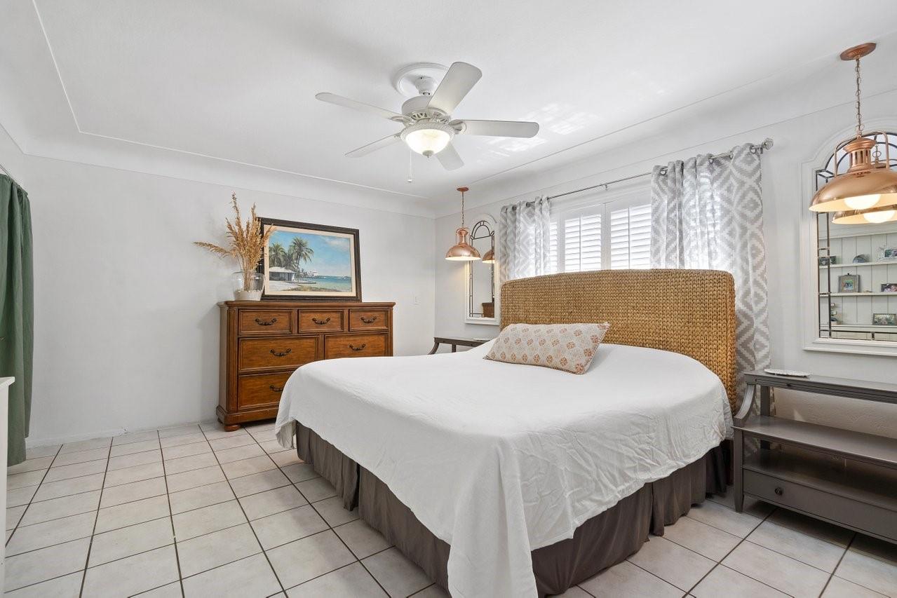 HILLSBORO ISLES 29-4 B - Residential