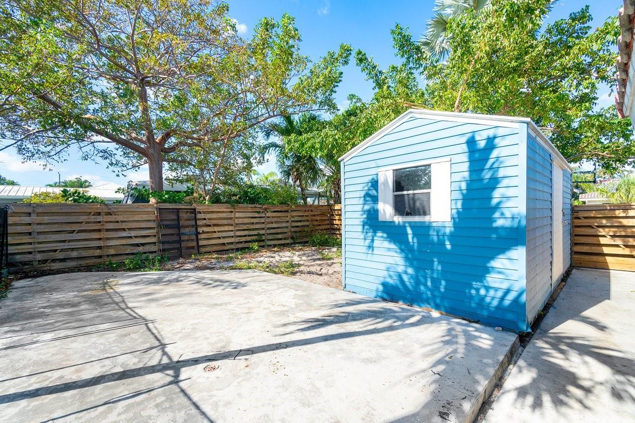 HILLSBORO ISLES 29-4 B - Residential