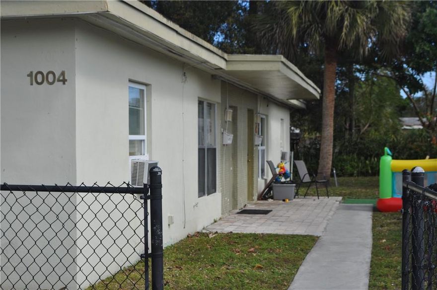 Duplex in quiet area with 2 bedrooms 1 bath and a laundry room on each side.  Long term tenants.  Rent is low and can be rented for more.  Close to I95 and Davie Boulevard, shopping and restaurants.  Please do drive by and do not disturb tenants.