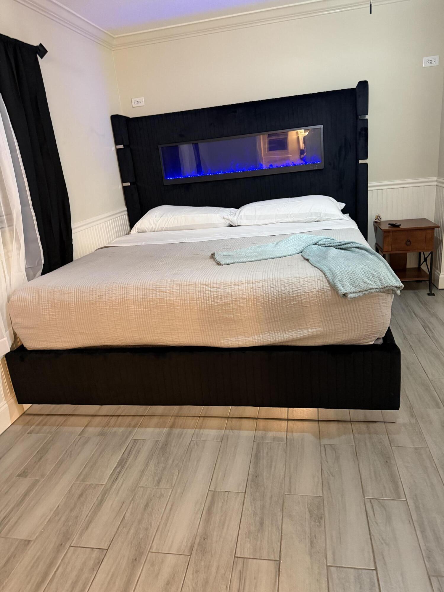 The Tropics - Residential Lease