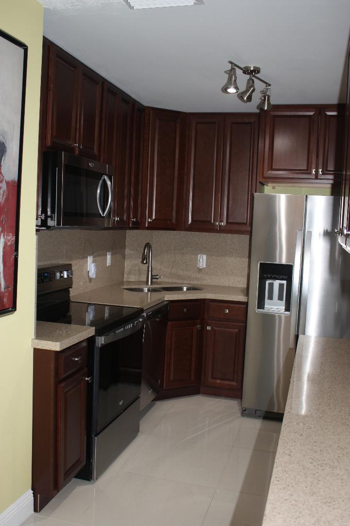 Oakland Grove Village - Residential