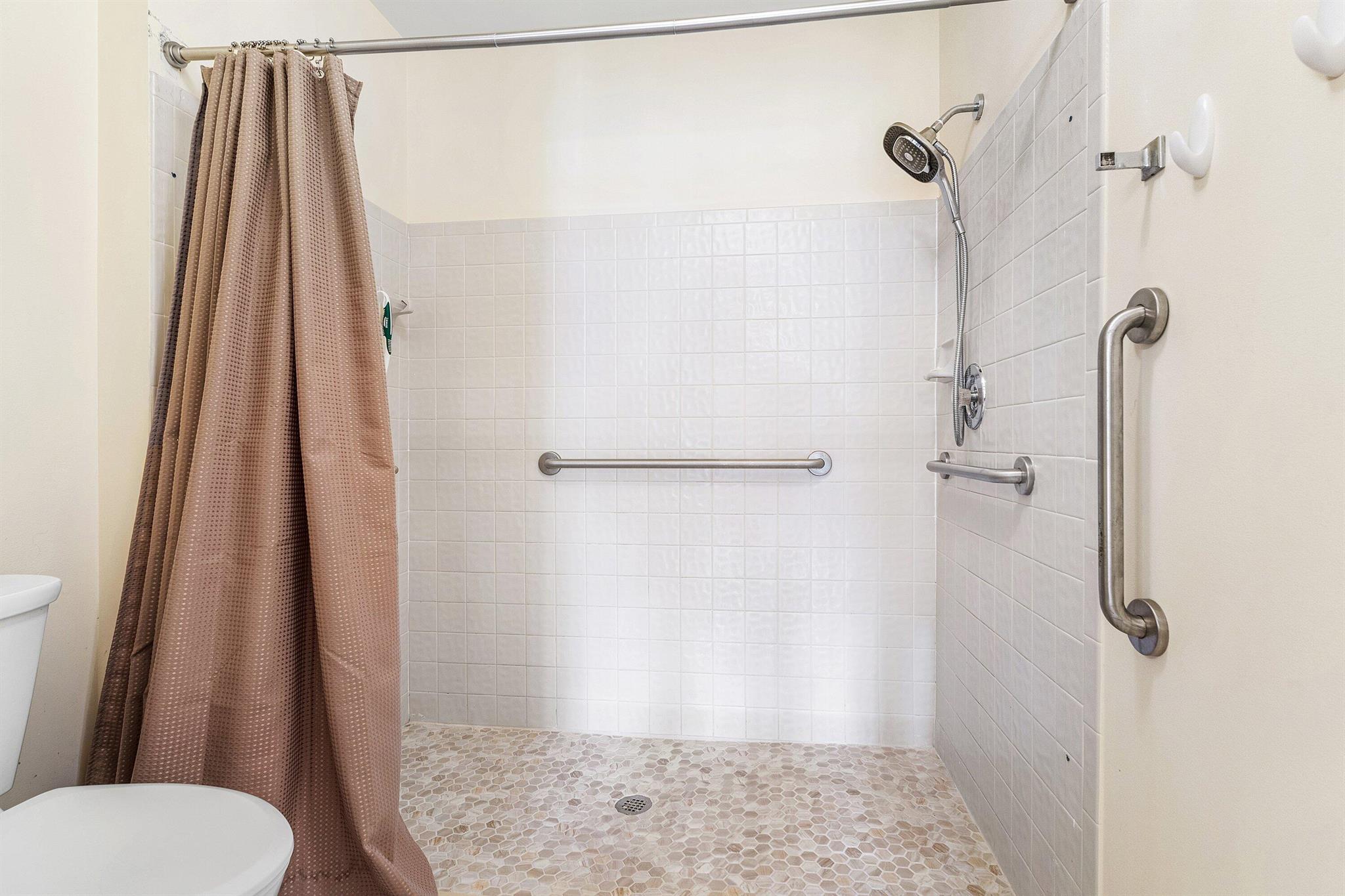 WHISPER WALK SECTION C CO - Residential