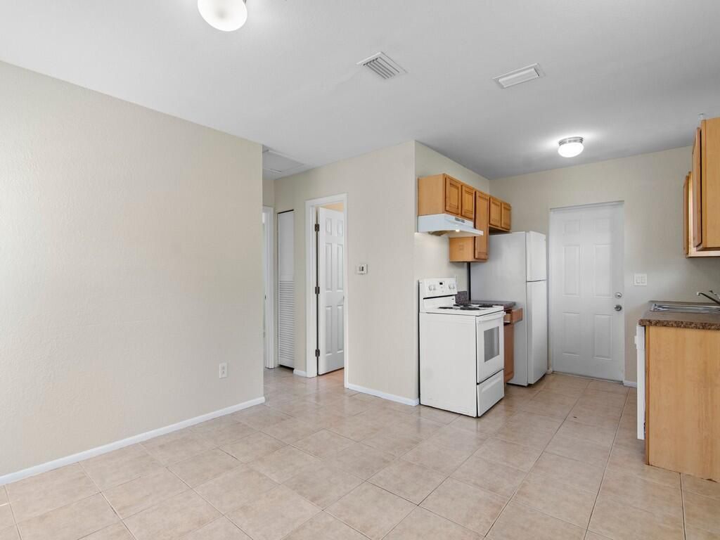 Photo of 170 SE Solaz Avenue, Port St Lucie, FL 34983 (MLS # R11109738)