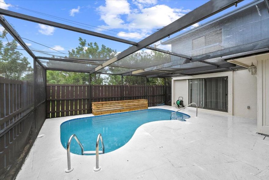 This spacious 3/2 townhouse offers the perfect blend of comfort and convenience. Featuring two large master bedrooms, plus a bedroom on the first floor. 

Enjoy a private pool, stainless steel appliances, and two assigned parking spaces. New flooring and AC unit. Located close to everything you need shopping, dining, schools, and major highways making everyday living effortless. 2 parking spaces per unit

 Weekly pool service included in rent!

Don't miss out on this rare find your private oasis awaits!