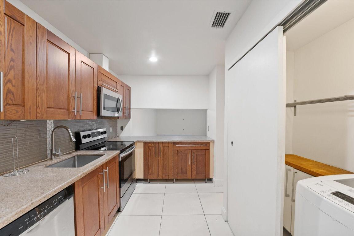 COUNTRY AS - Residential Lease