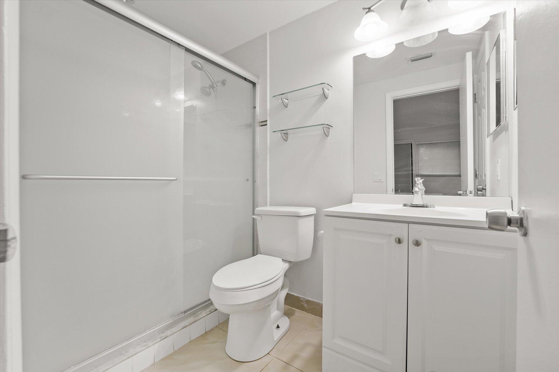 COUNTRY AS - Residential Lease