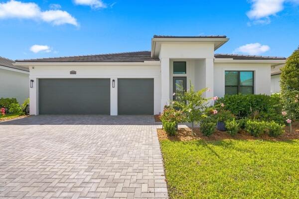 Photo of 10105 SW Latium Way, Port Saint Lucie, FL 34987 (MLS # B26071724)