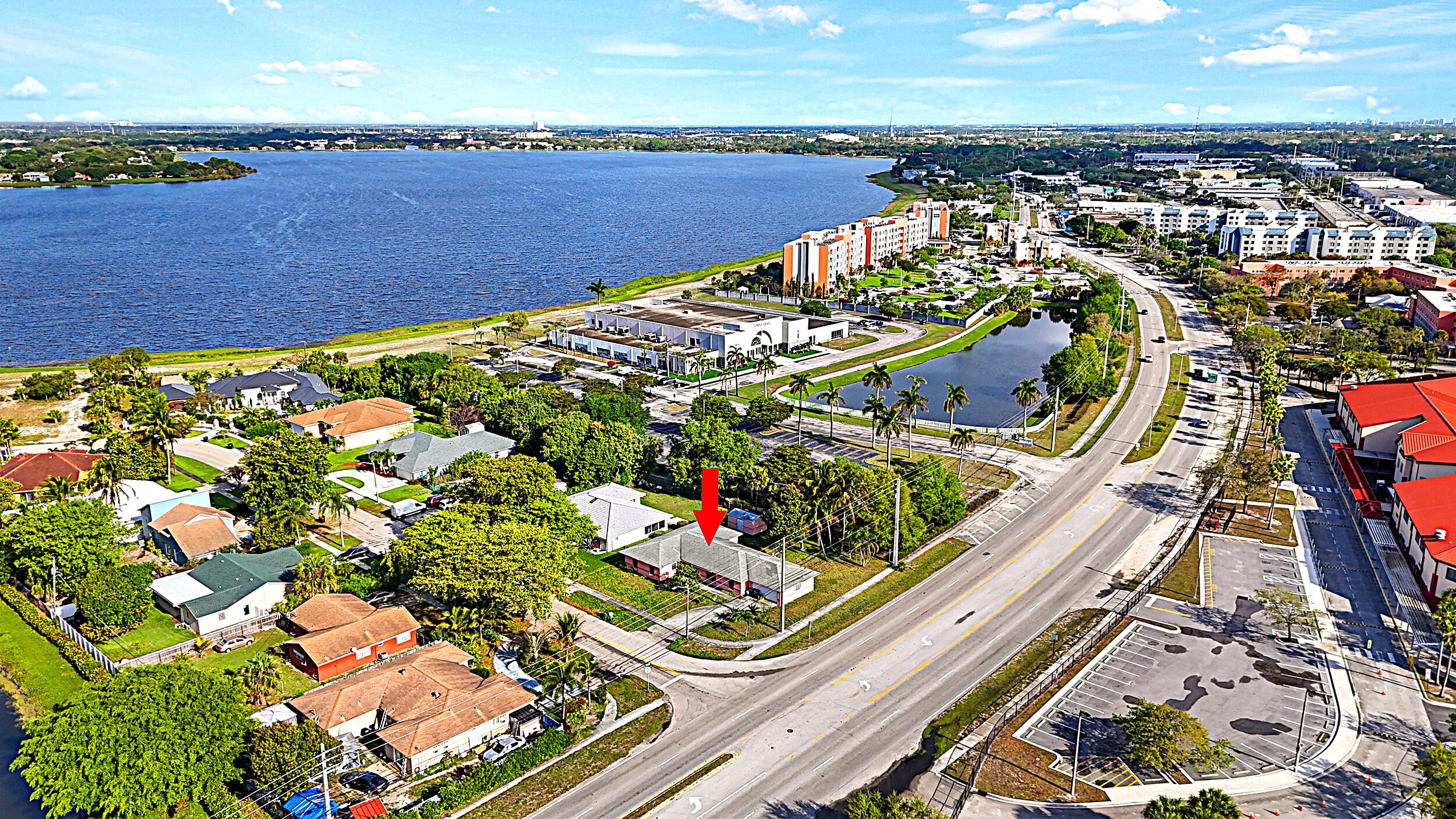 ROOSEVELT ESTATES - Residential