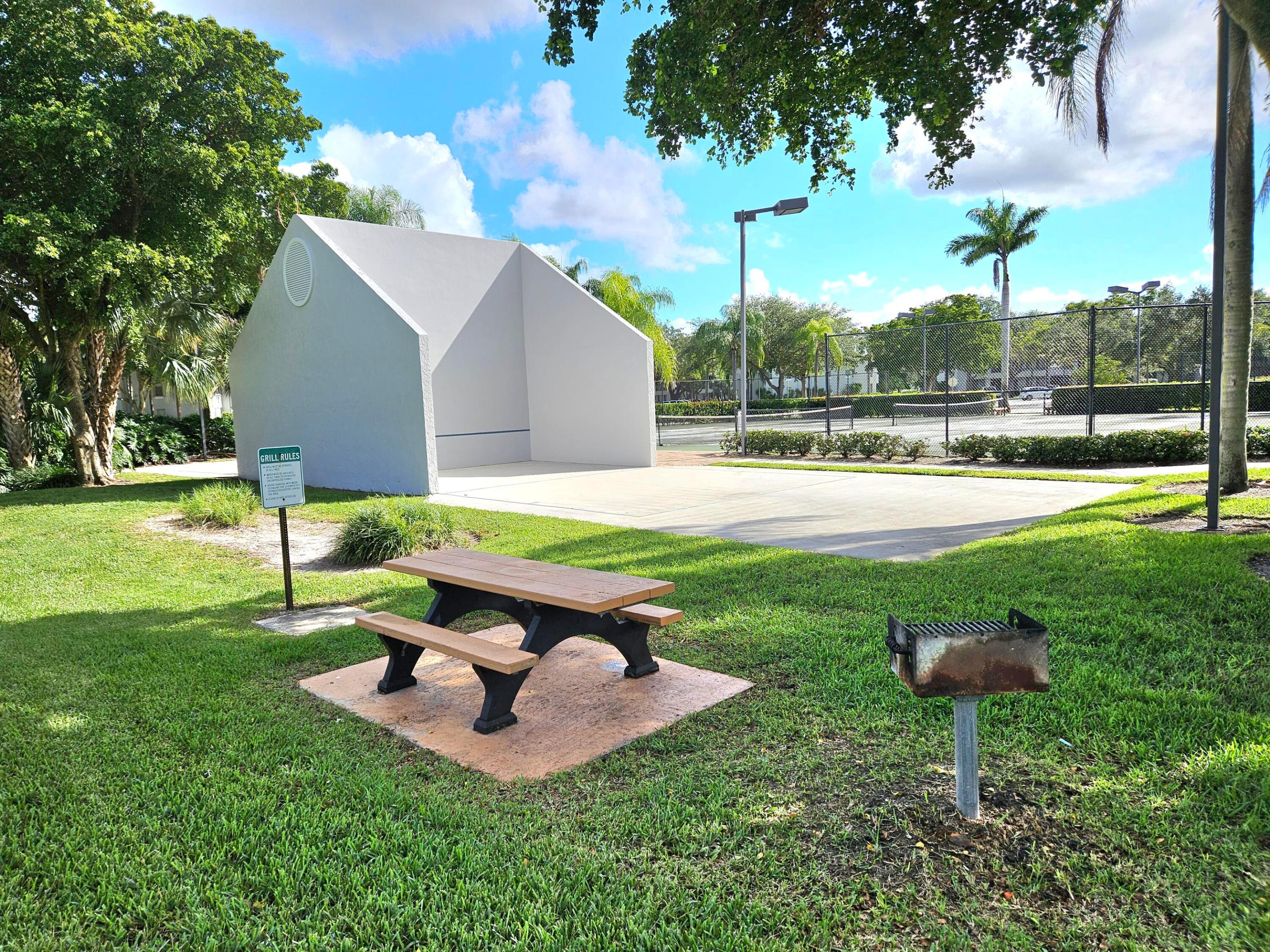 COCO PARC CONDO - Residential Lease