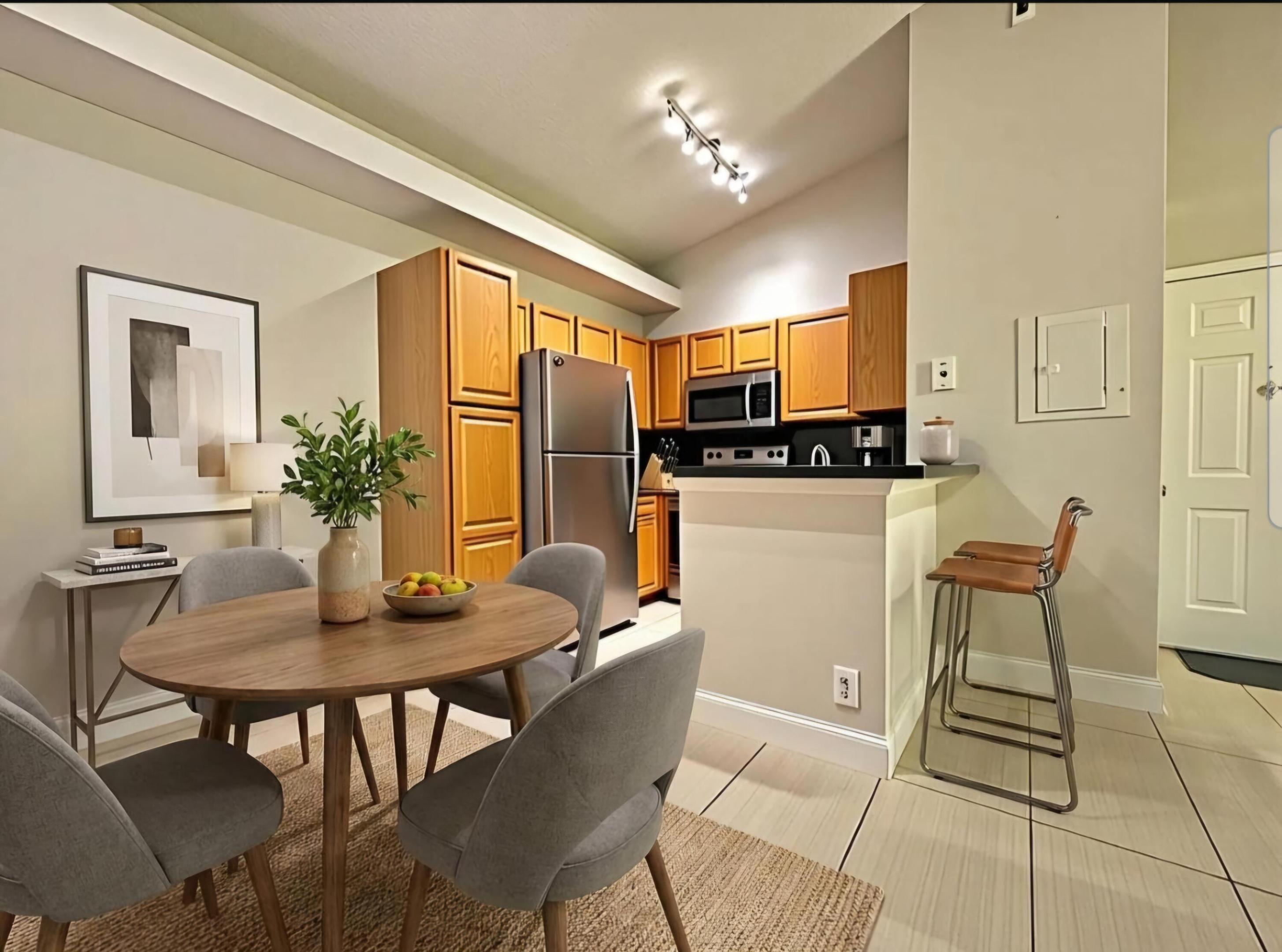 COCO PARC CONDO - Residential Lease