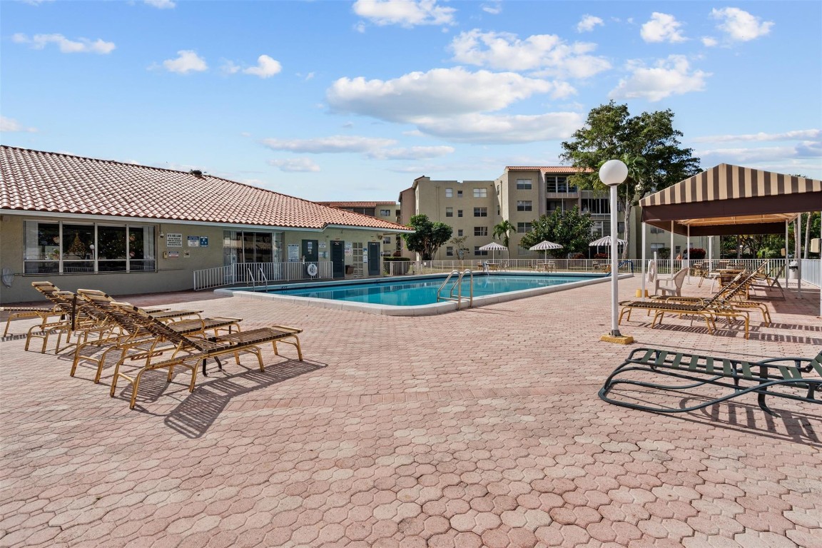 Courtyards of Broward - Residential