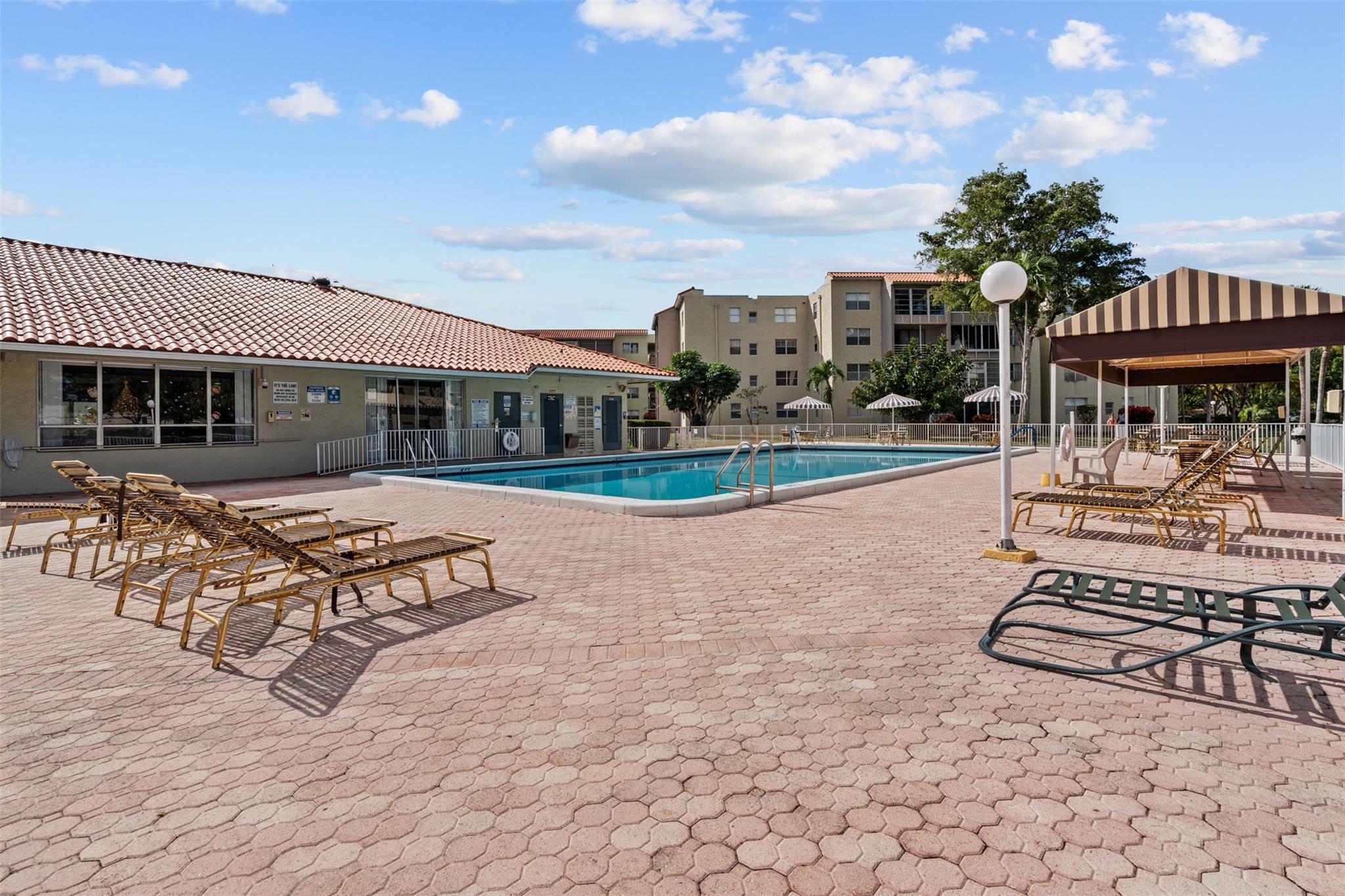 Courtyards of Broward - Residential