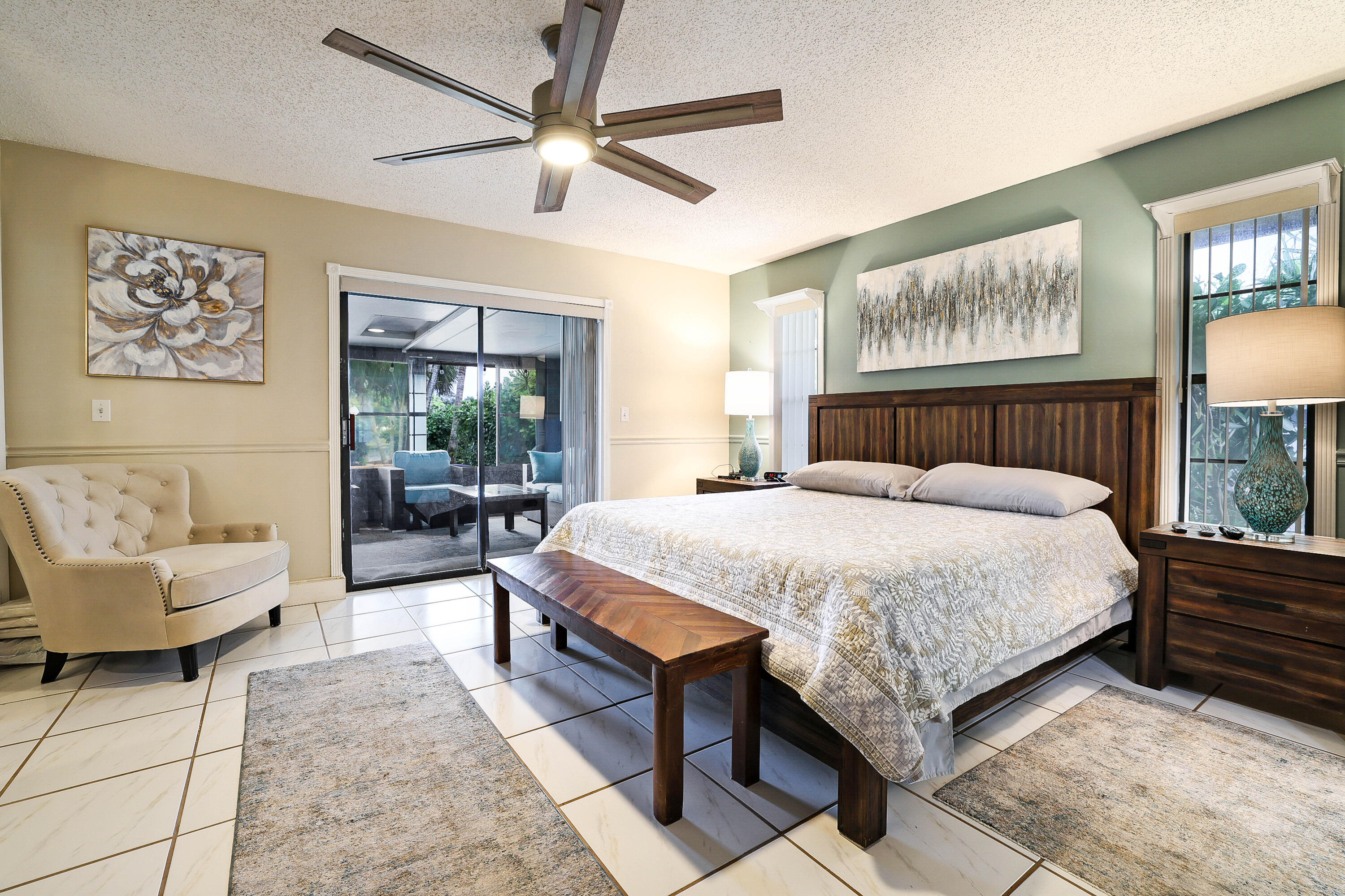 LAKES OF SHERBROOKE - Residential