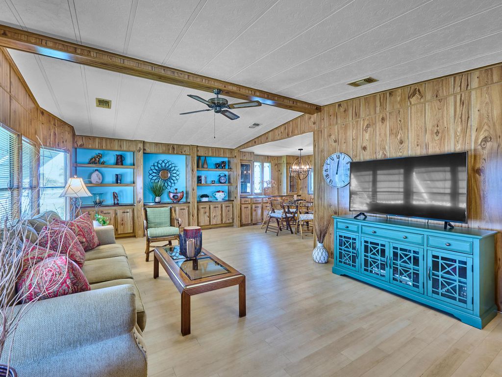 Photo of 7626 SE Independence Avenue, Hobe Sound, FL 33455 (MLS # R11164993)