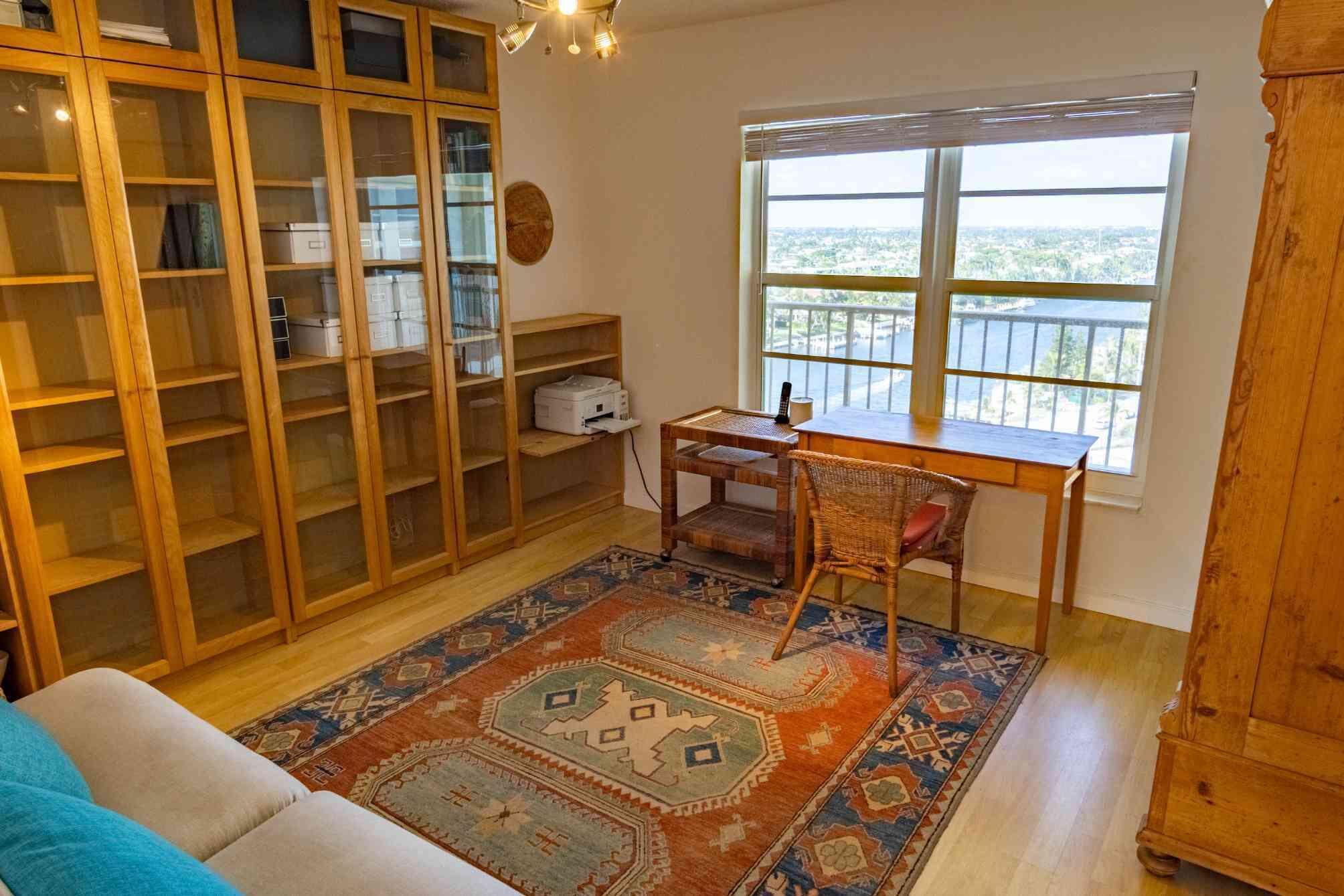 LANDMARK AT HILLSBORO CON - Residential Lease