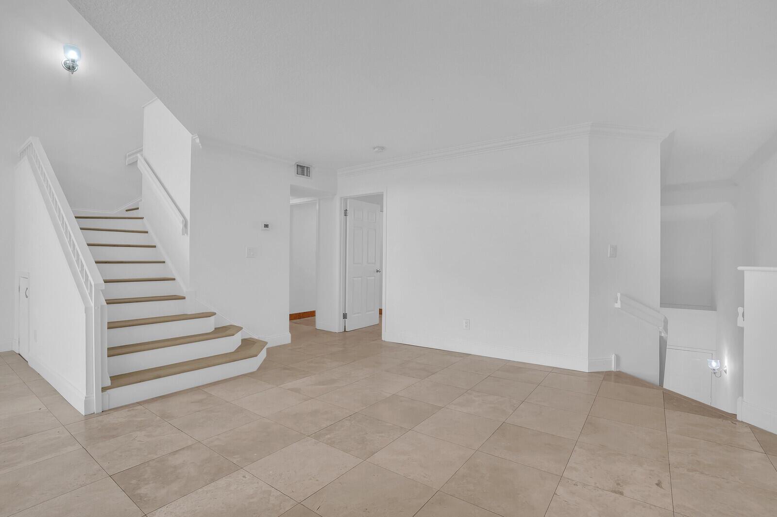 SEA COLONY CONDO - Residential Lease