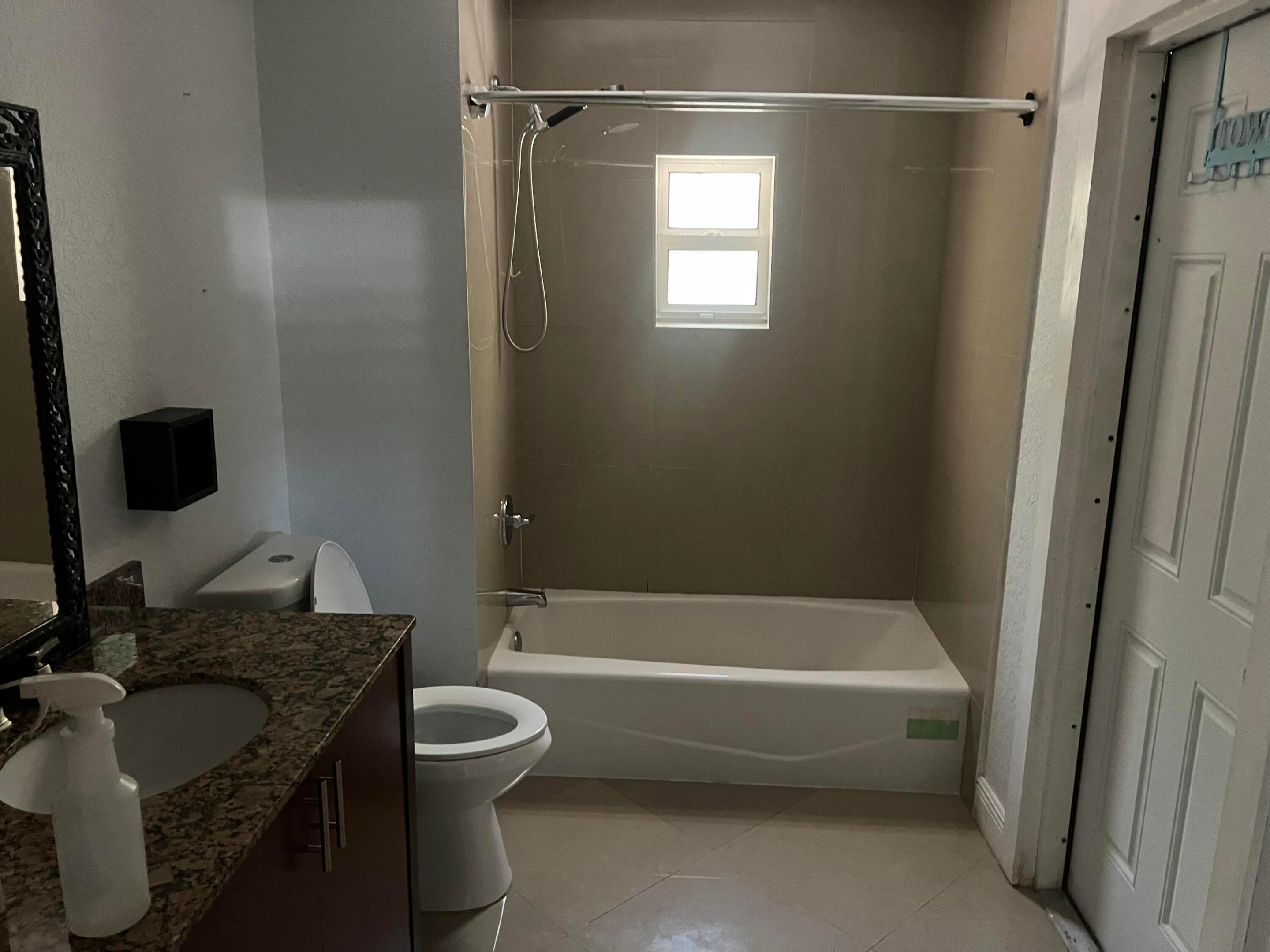 POMPANO BEACH HIGHLANDS 4TH SEC - Residential Lease