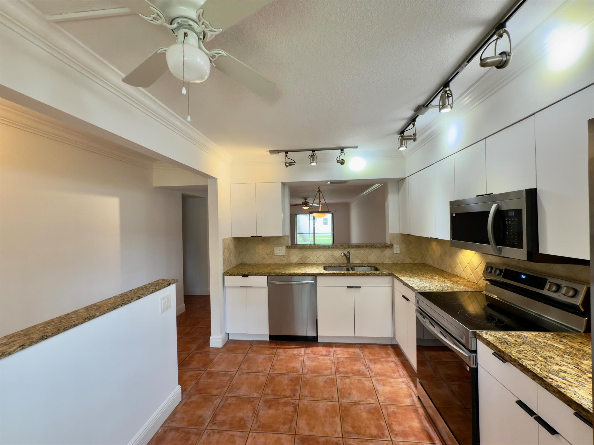 701 Avenue L 105-A