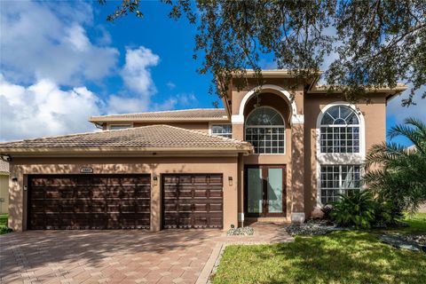 5869 NW 56th Dr Coral Springs FL 33067