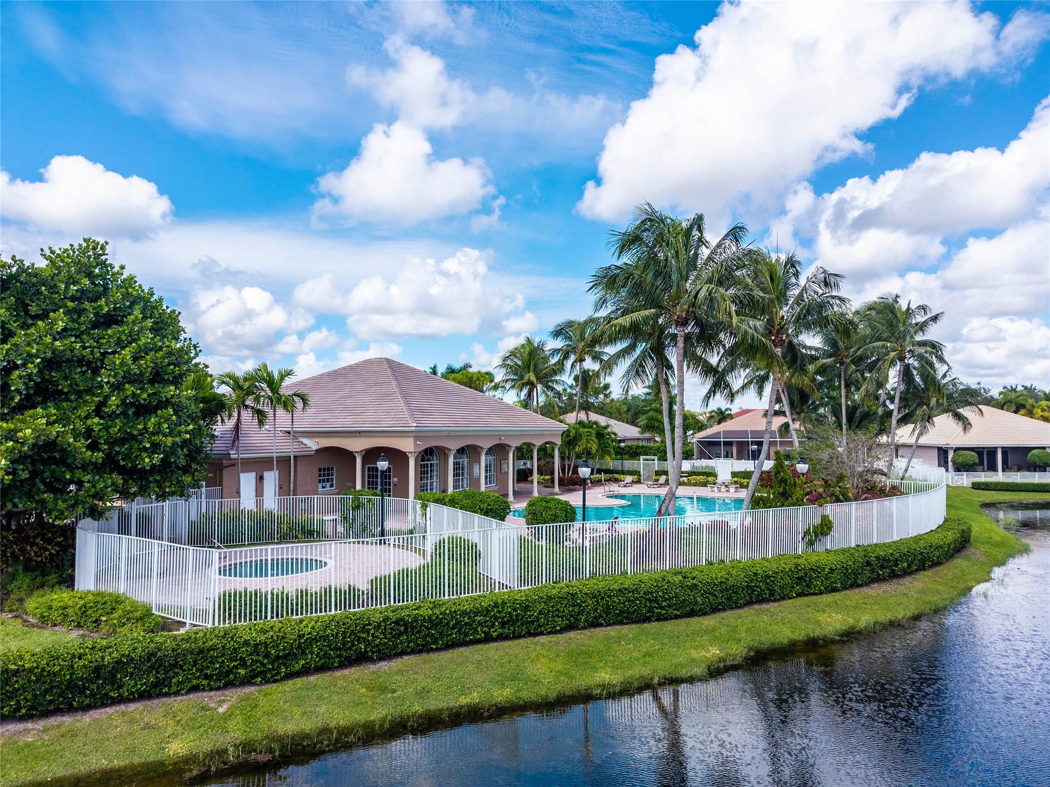 Grand Reserve - Residential