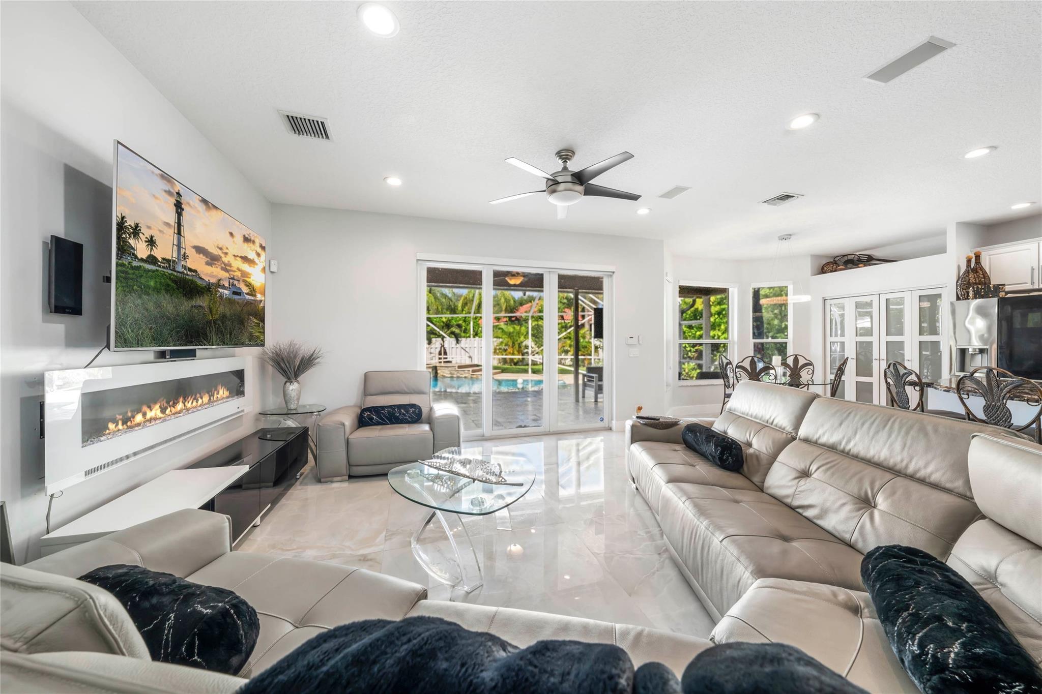 Grand Reserve - Residential