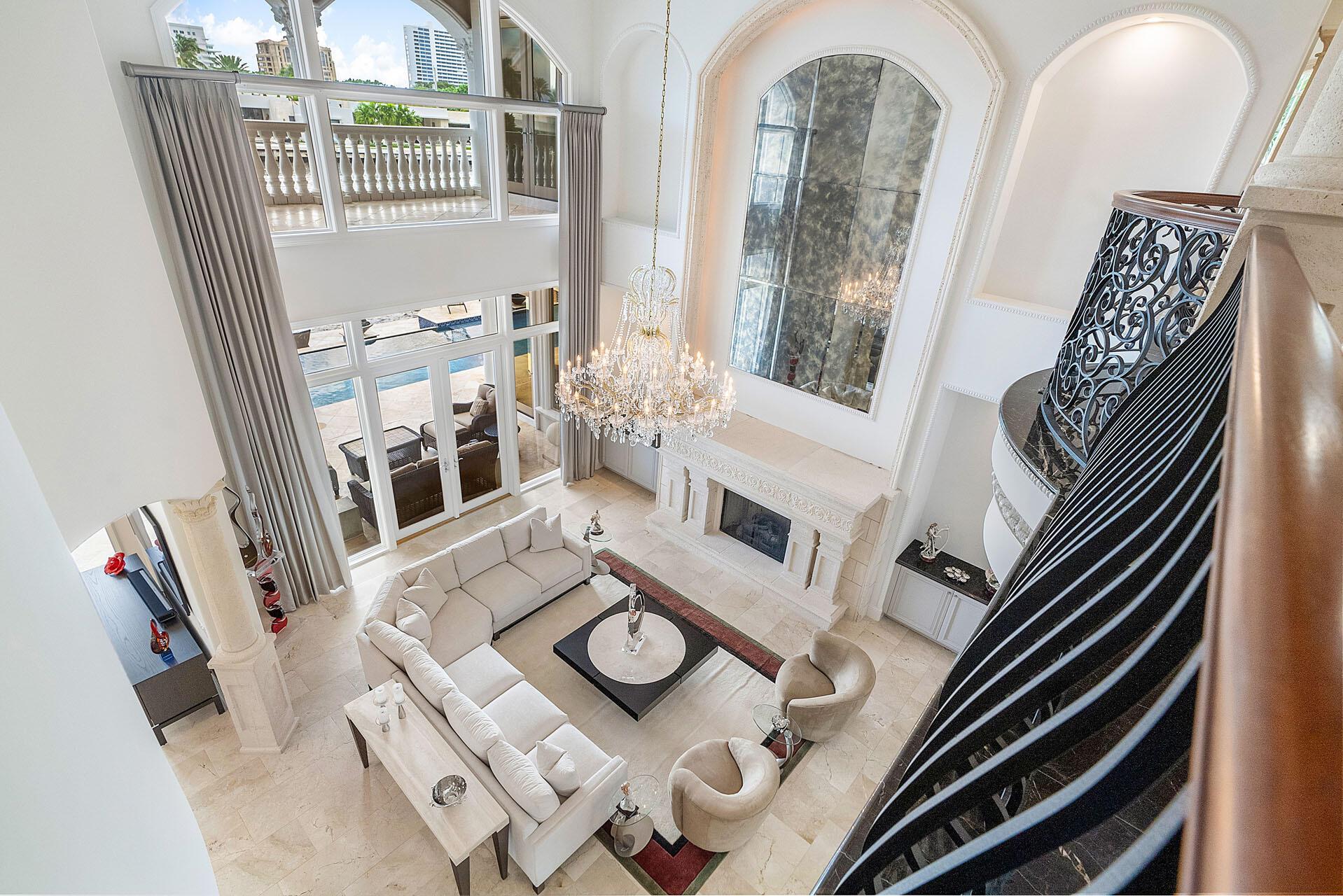 ROYAL PALM YACHT & COUNTR - Residential