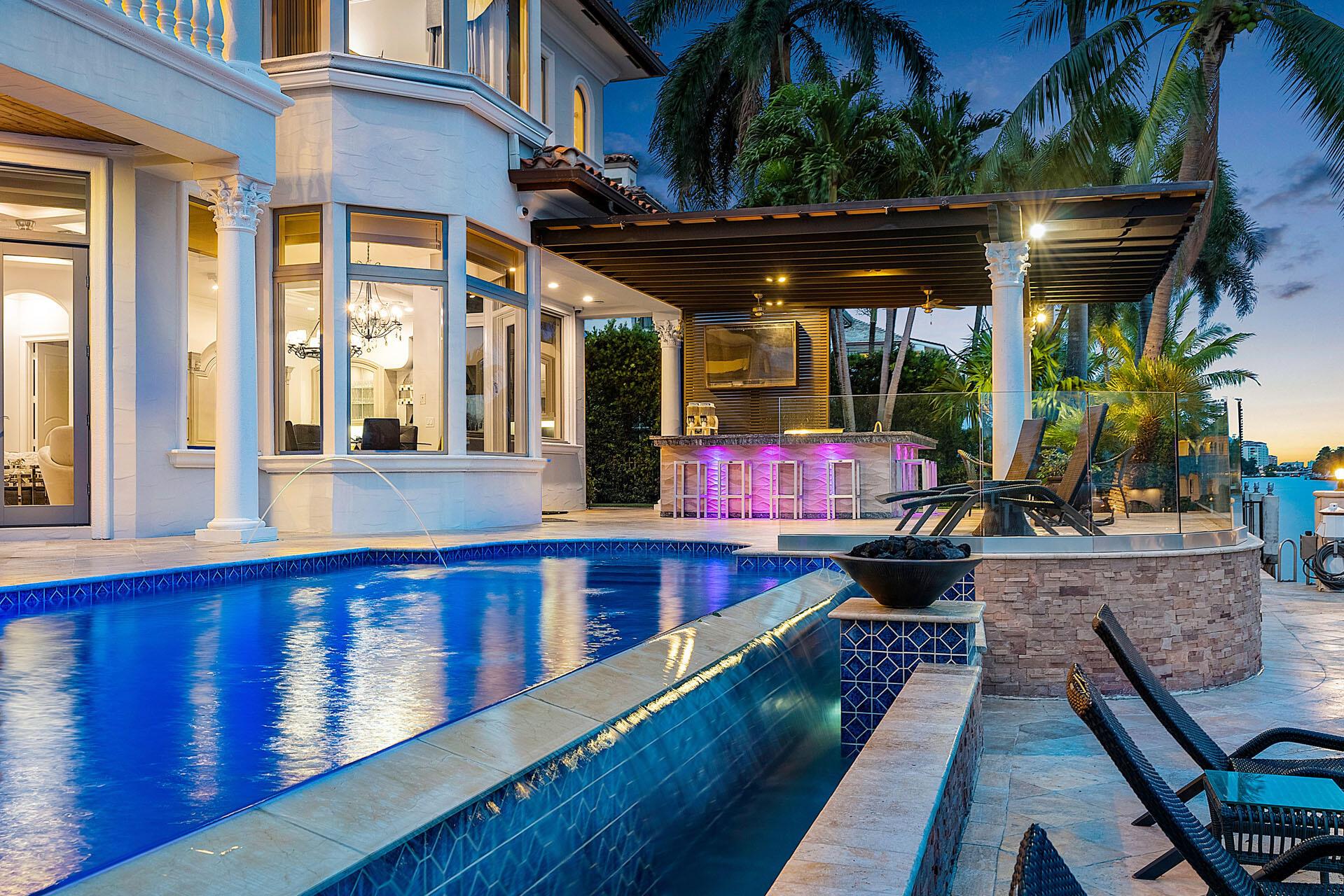 ROYAL PALM YACHT & COUNTR - Residential