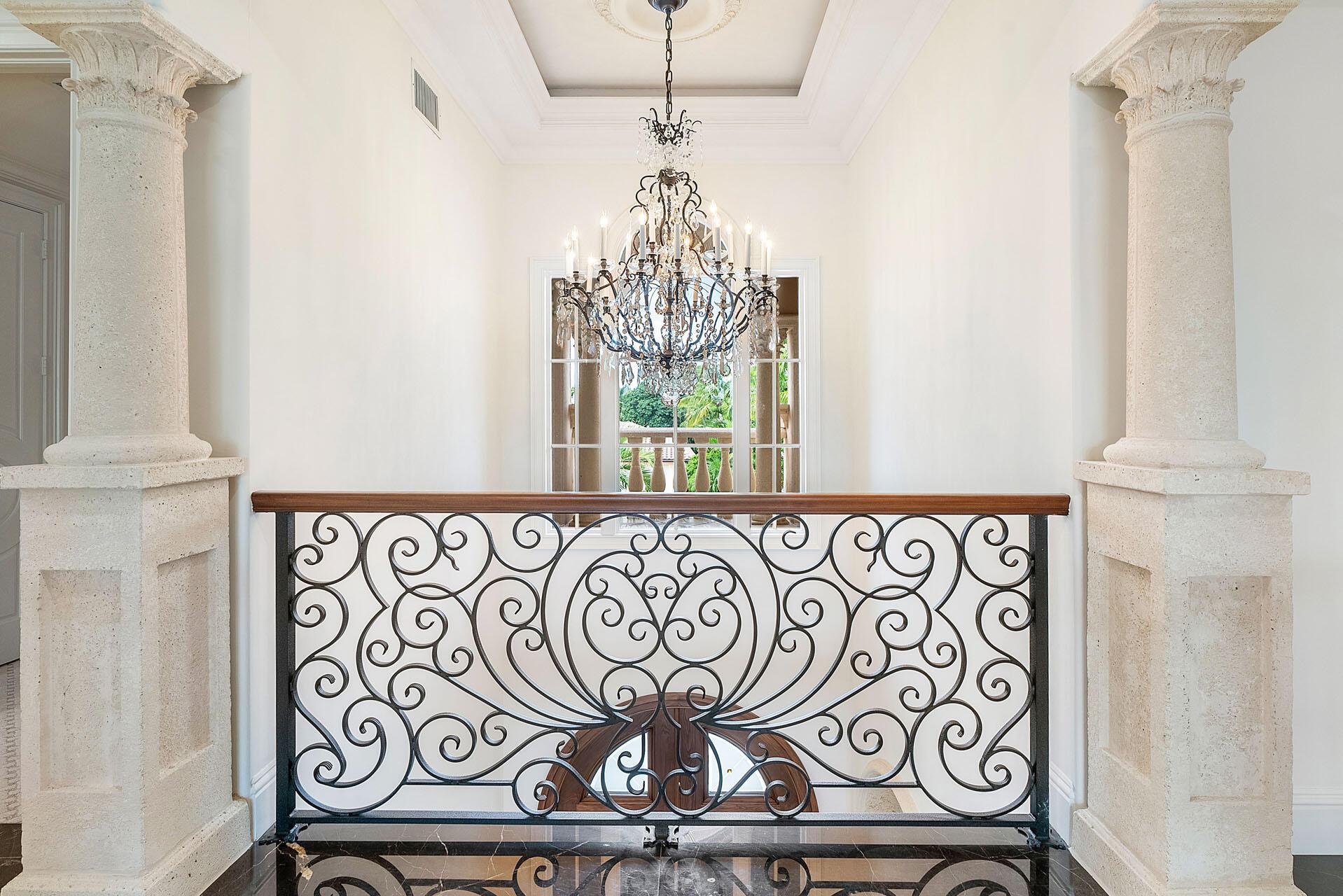 ROYAL PALM YACHT & COUNTR - Residential